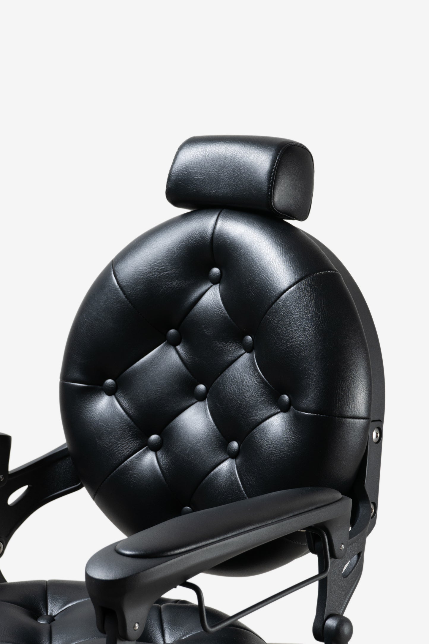ROKK NIXON ELITE BARBER CHAIR