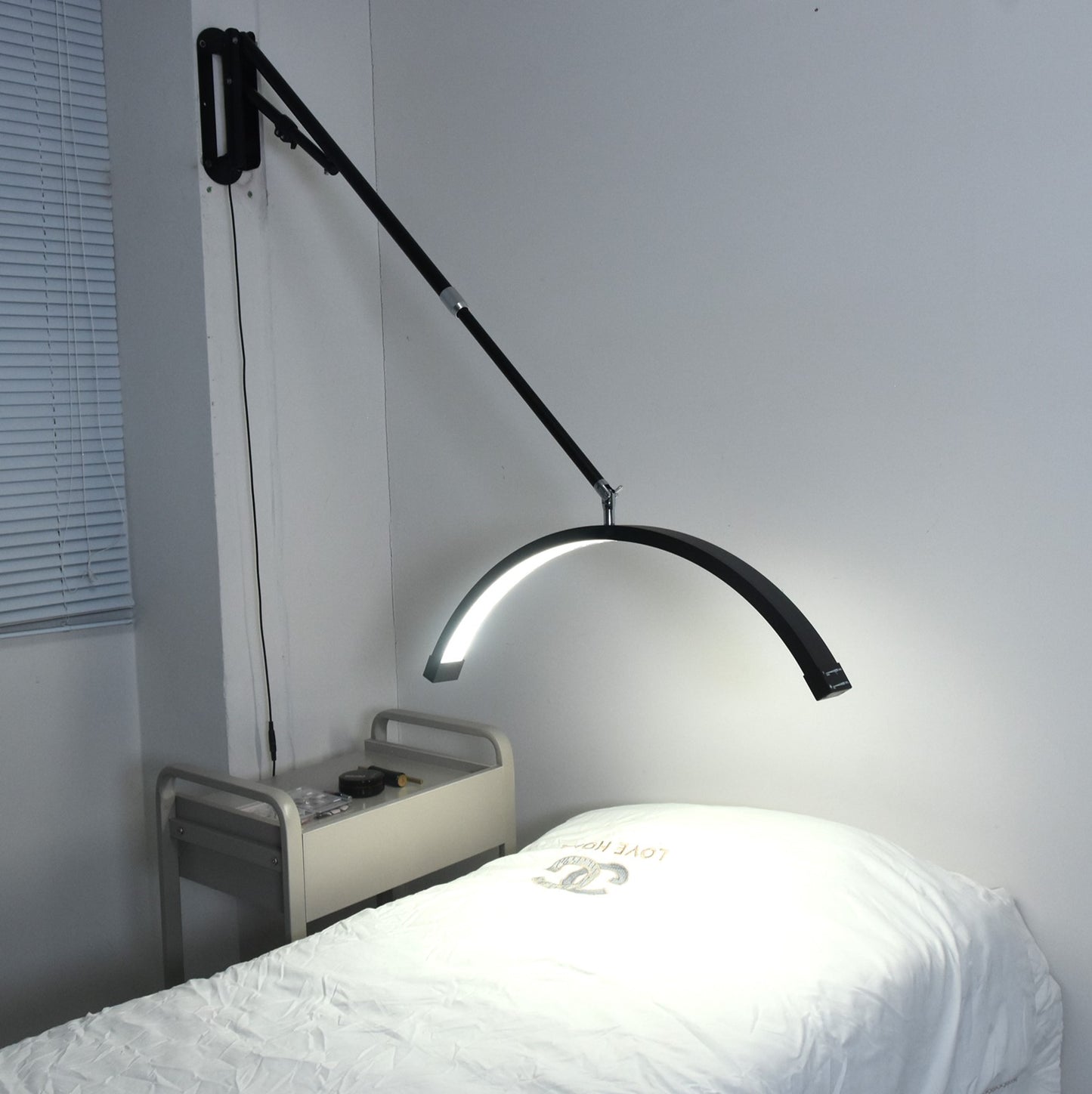 LUNA GLOW BEAUTY MOON LIGHT-  WALL/ROOF MOUNT