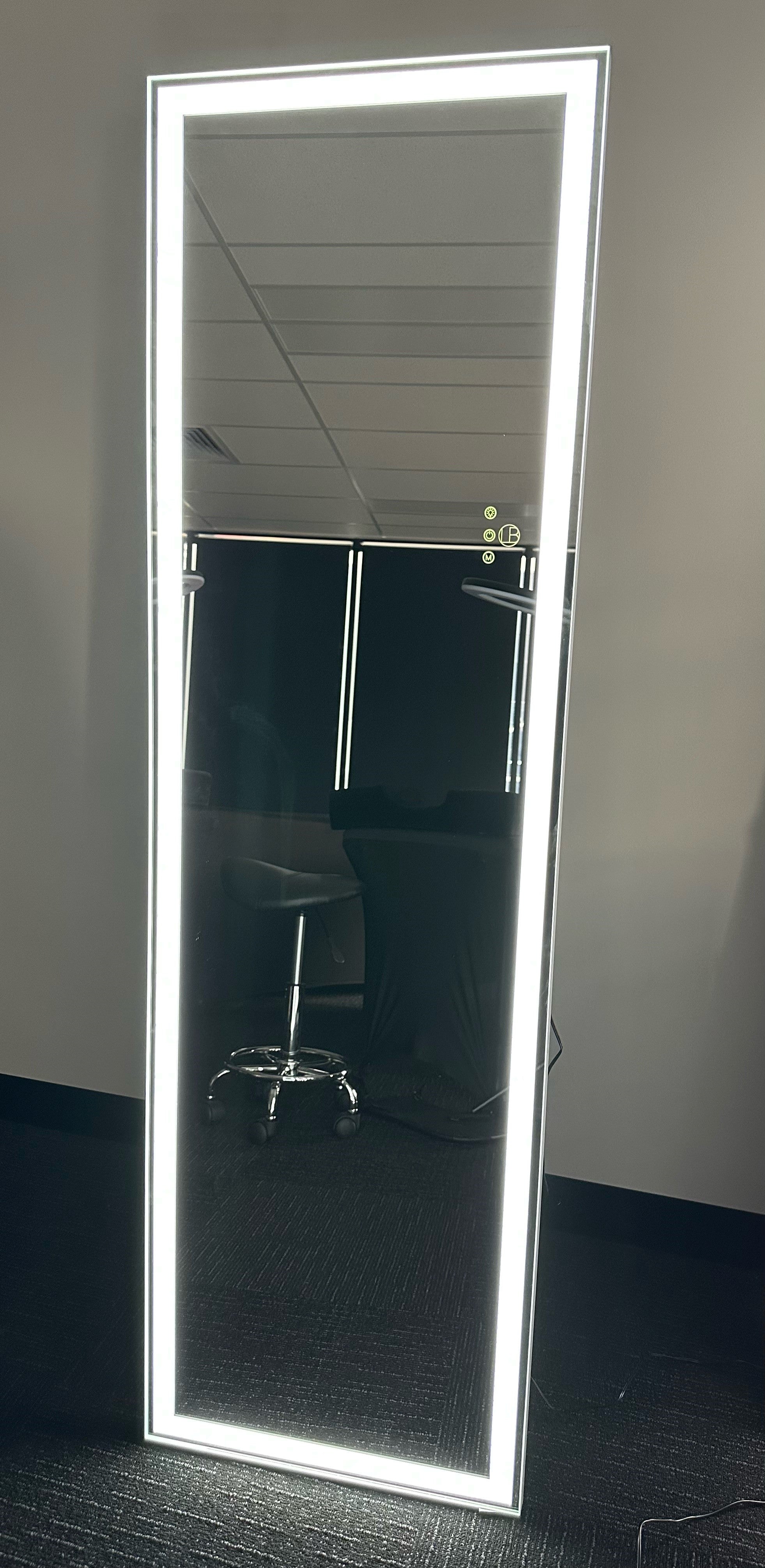 FRAMELESS LED STRIP FULL LENGTH MIRROR